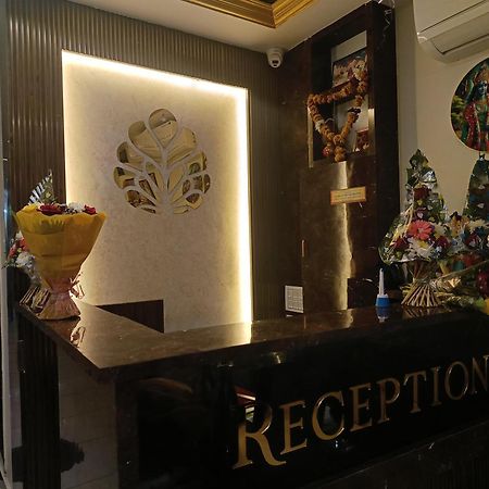 Shree Shyamraj Hotel Ujjain Ngoại thất bức ảnh